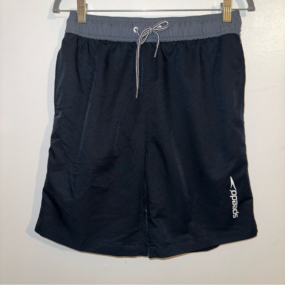 Speedo Men’s Black & White Swim Trunks size Medium
